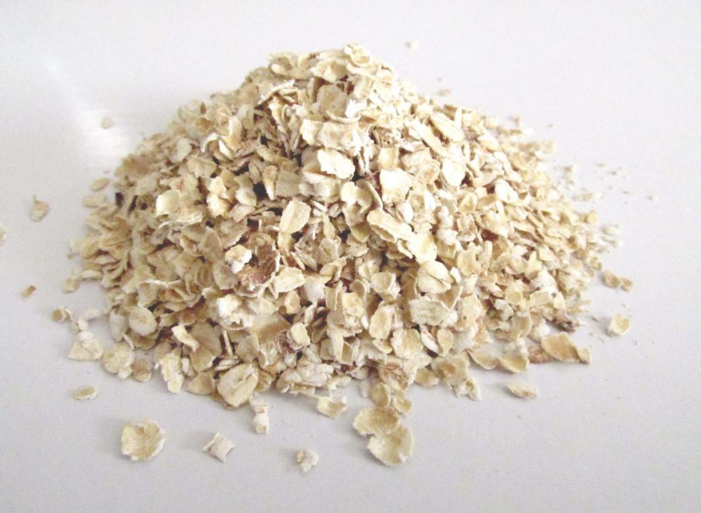 pile of oats superfoods